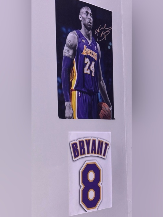 DIY Other - KOBE BRYANT DISPLAYS ON PERMANENT ART CANVAS. PORTRAIT OF HIMSELF AND JERSEY!